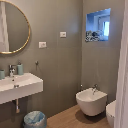 Luna Rossa Bed & Breakfast 3*